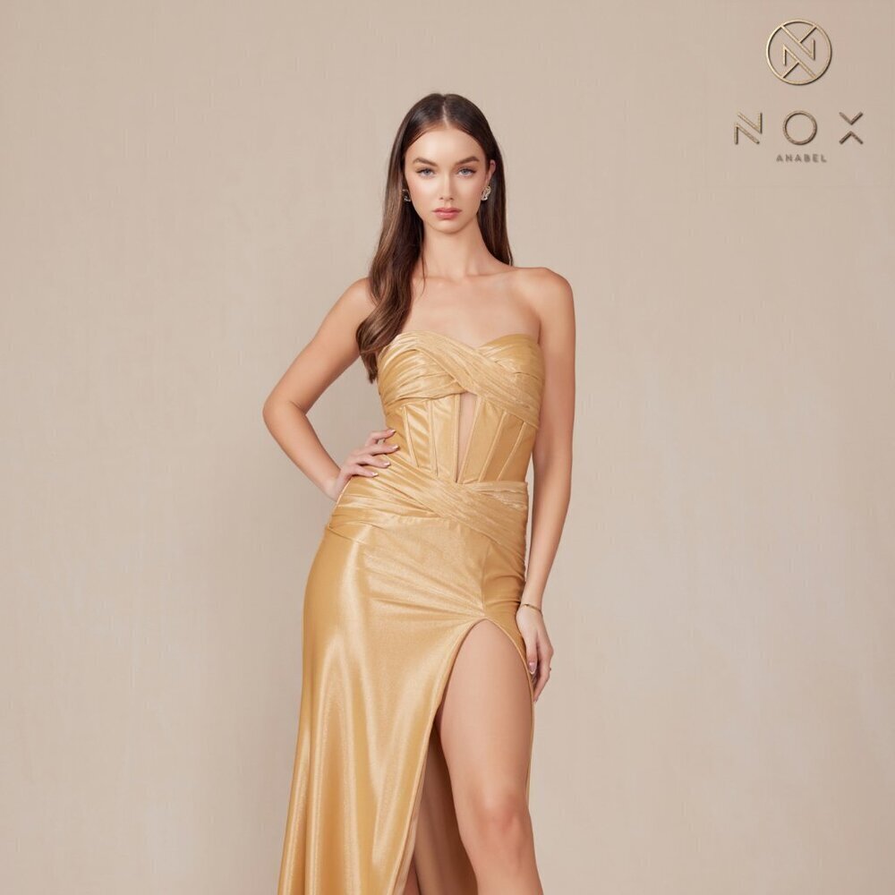 NEW FORMAL SLEEVELESS STRAPLESS PLEATED GOWN W/ TWISTED SWEETHEART NECK NX T1489